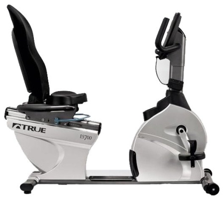 Горизонтальный велотренажер True Fitness ES700R