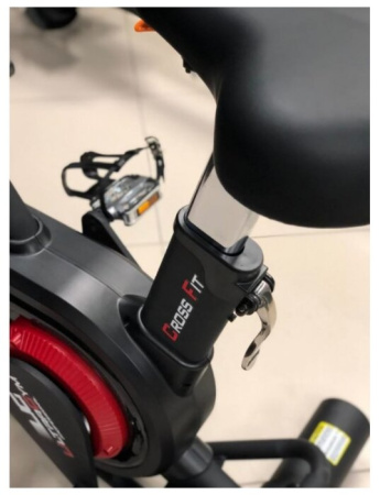 Вертикальный велотренажер UltraGym Air Cross 005