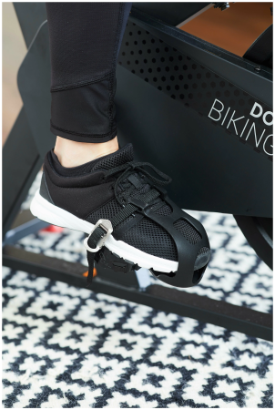 Вертикальный велотренажер Decathlon DOMYOS Biking 100