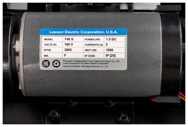 Электрическая беговая дорожка Titanium One T40 S