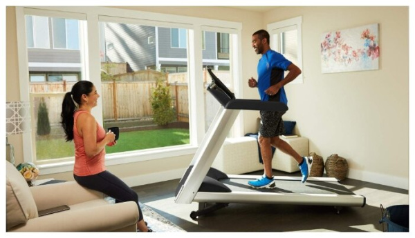 Беговая дорожка PRECOR TRM 425