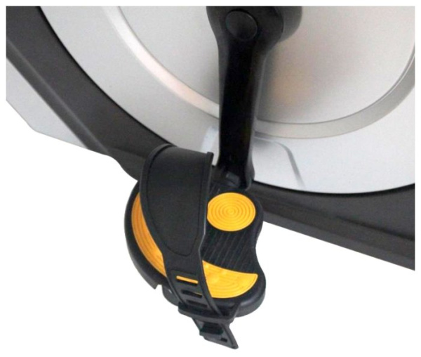 Вертикальный велотренажер DFC CB001M