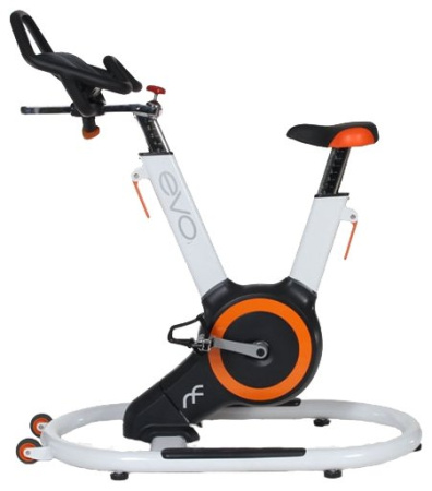 Вертикальный велотренажер Relay Fitness EVO i