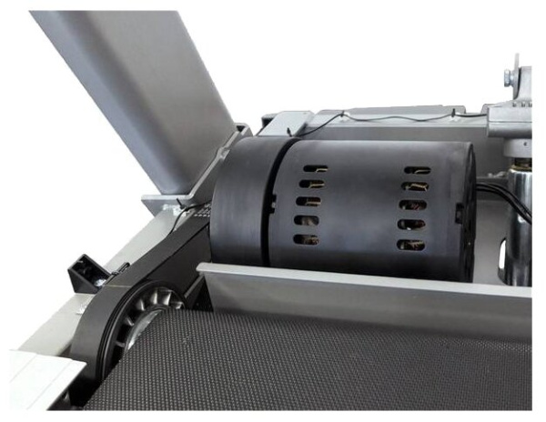 Электрическая беговая дорожка SPIRIT CT900 ENT