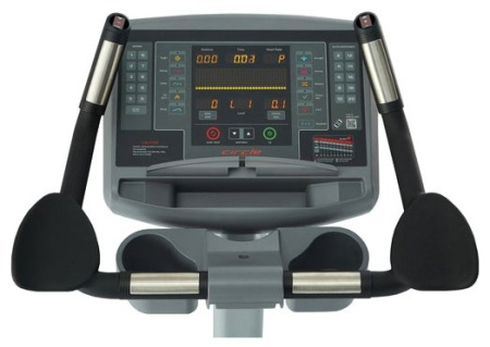 Вертикальный велотренажер Circle Fitness B8